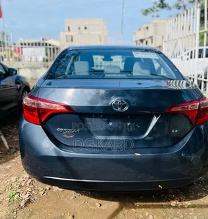 Toyota Corolla 2019 Beige