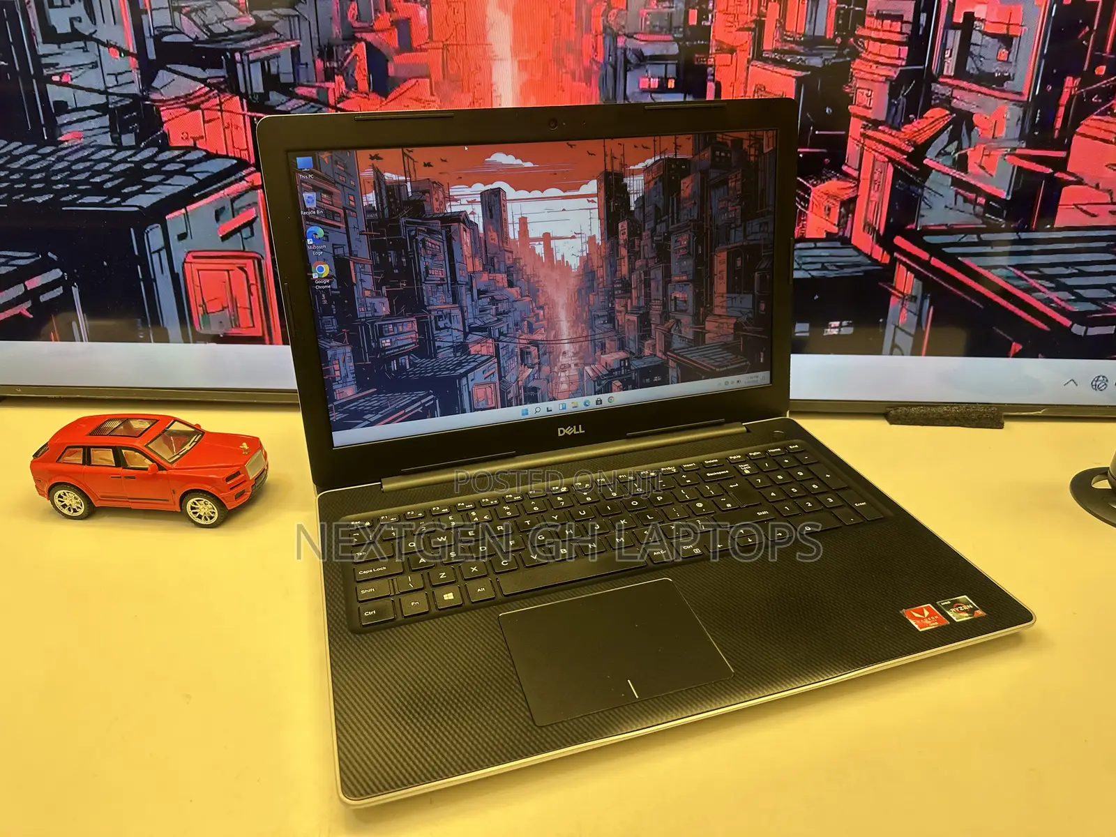 Laptop Dell Inspiron 15 8GB AMD Ryzen 5 SSD 256GB