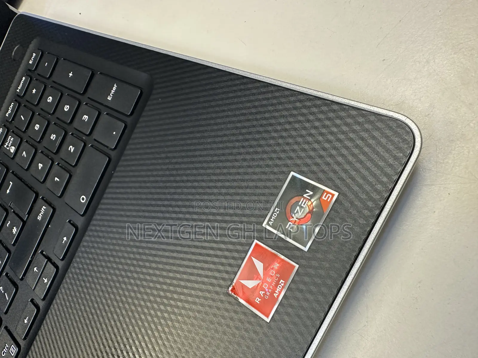 Laptop Dell Inspiron 15 8GB AMD Ryzen 5 SSD 256GB