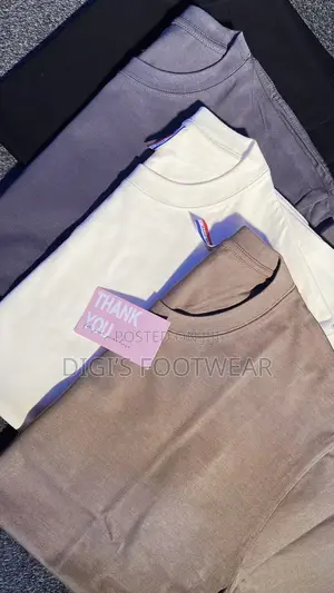 Plain Tee Shirts