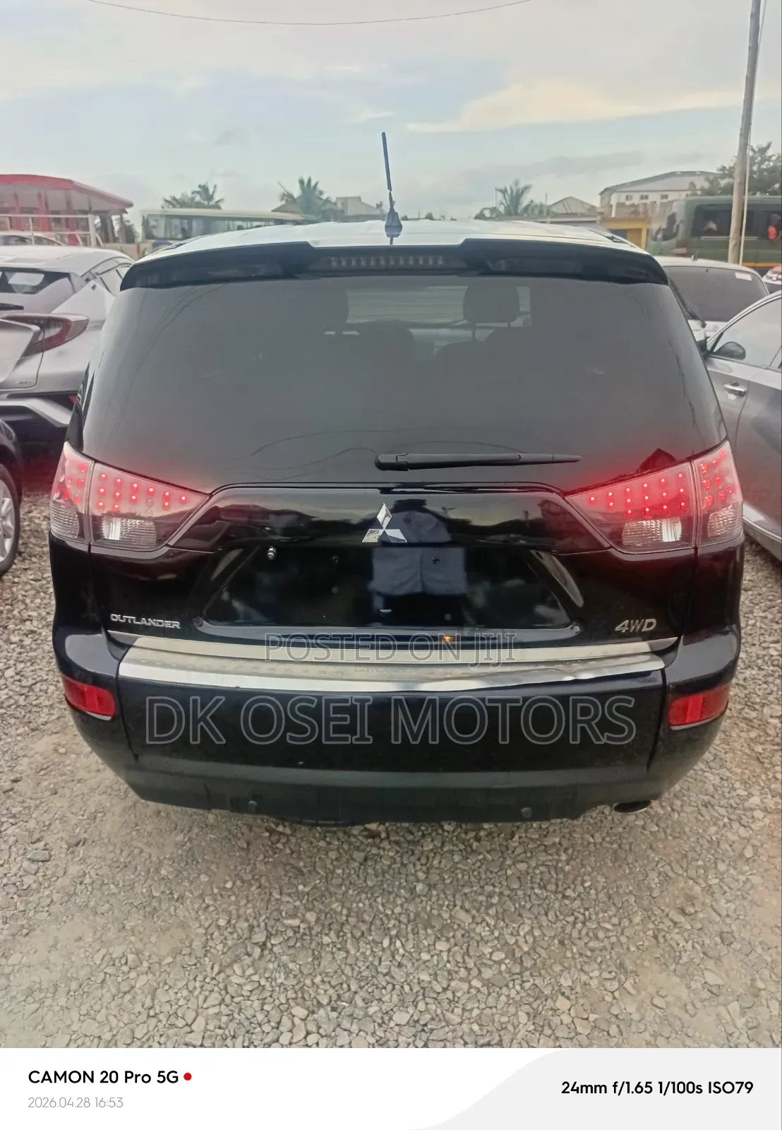 Mitsubishi Outlander SE 2011 Black