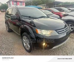 Mitsubishi Outlander SE 2011 Black
