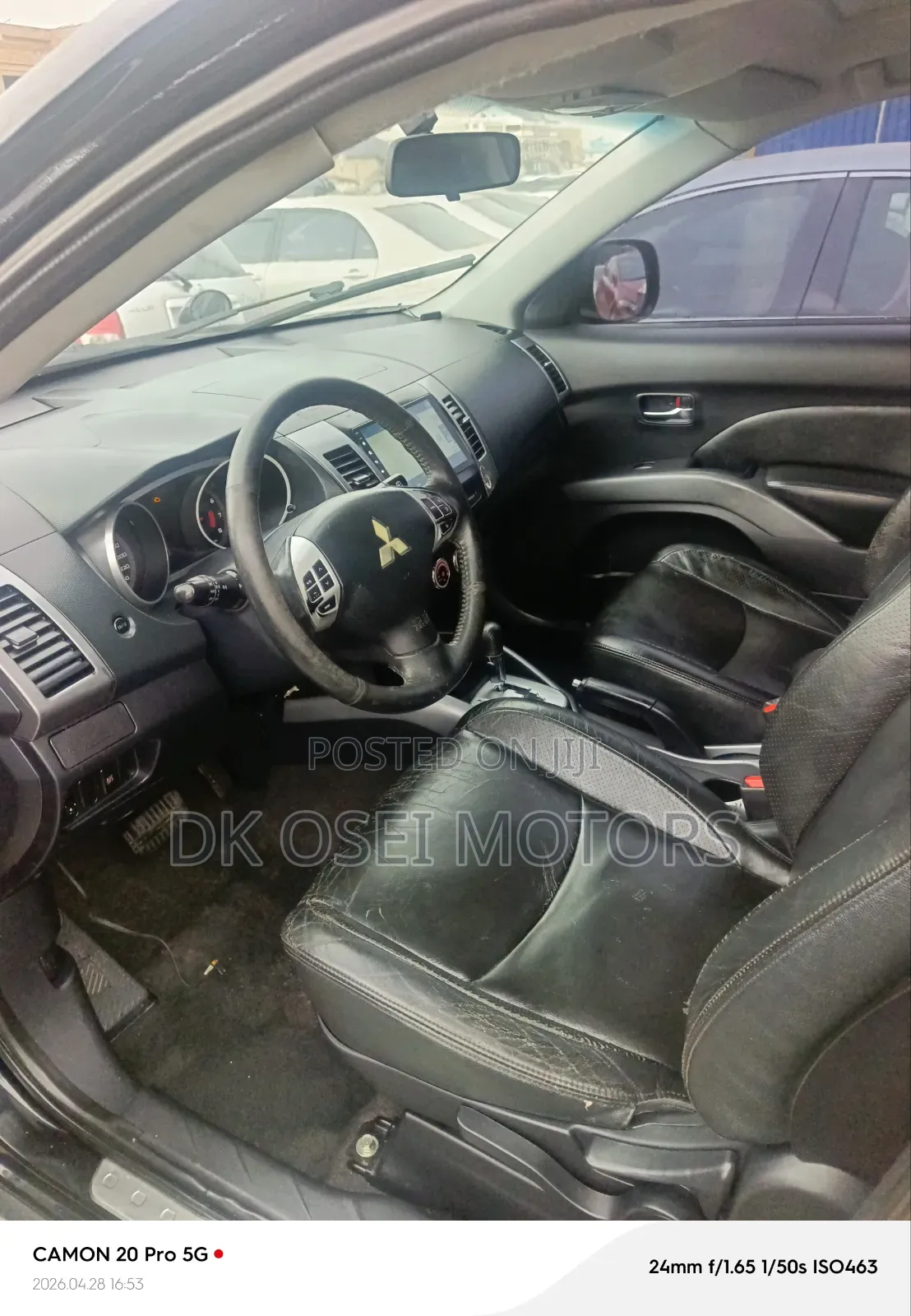 Mitsubishi Outlander SE 2011 Black