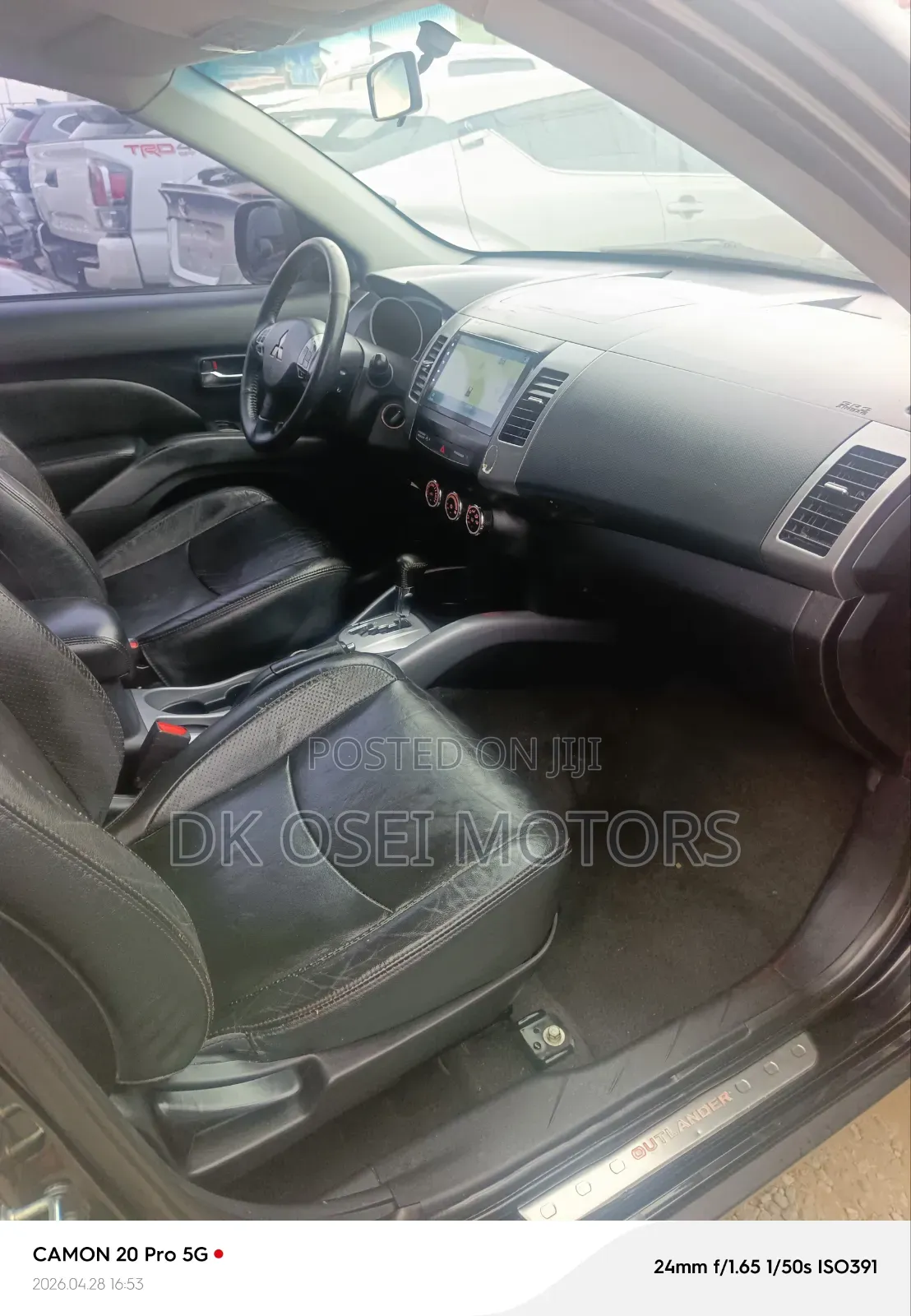 Mitsubishi Outlander SE 2011 Black