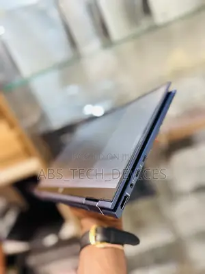 Laptop HP Dragonfly G4 16GB Intel Core i5 SSD 256GB