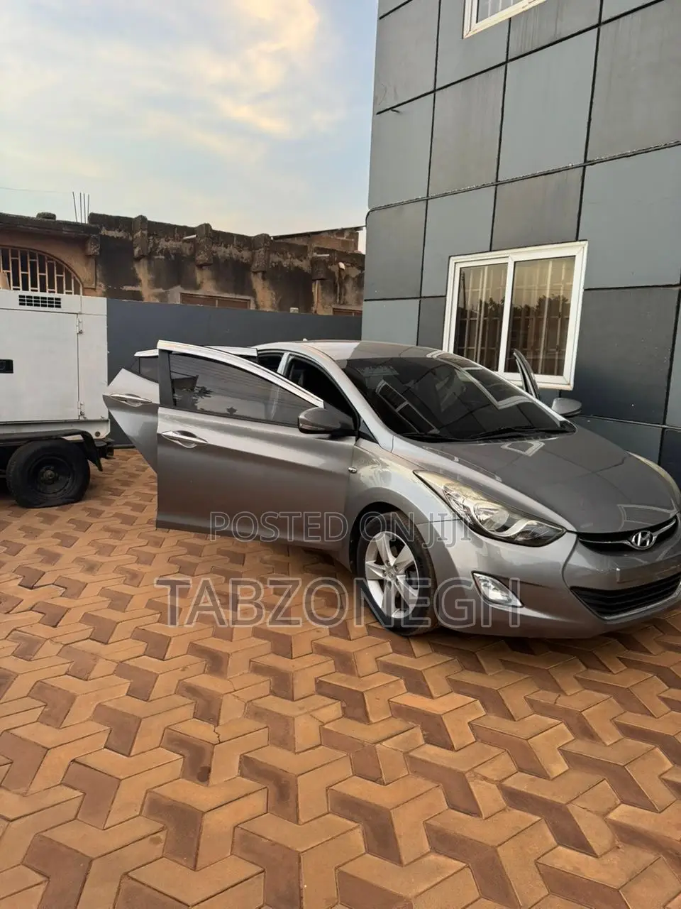 Hyundai Avante 2014 Silver