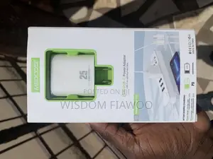 Original Medoosi iPhone Charger (Very Fast)