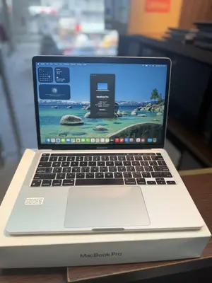 Laptop Apple MacBook Pro 2020 M1 16GB Apple M1 Pro SSD 256GB