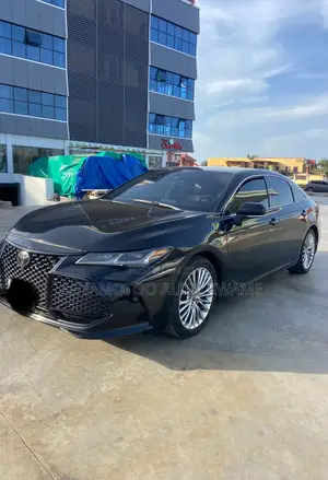 Toyota Avalon Limited FWD Sedan (3.5L V6 8A) 2019 Black