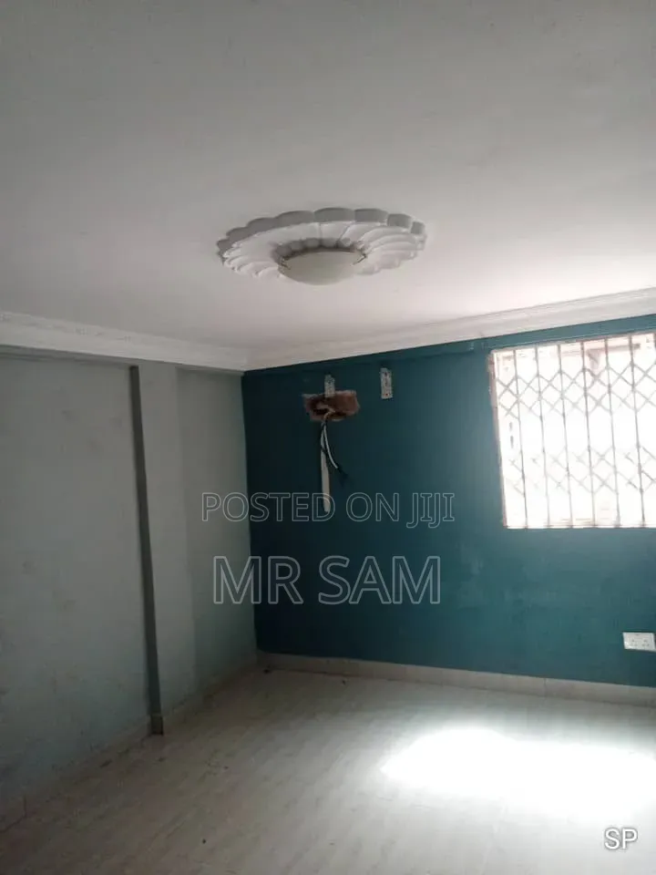 10bdrm House in Tuba To Kokrobitey, Ga South Municipal for rent