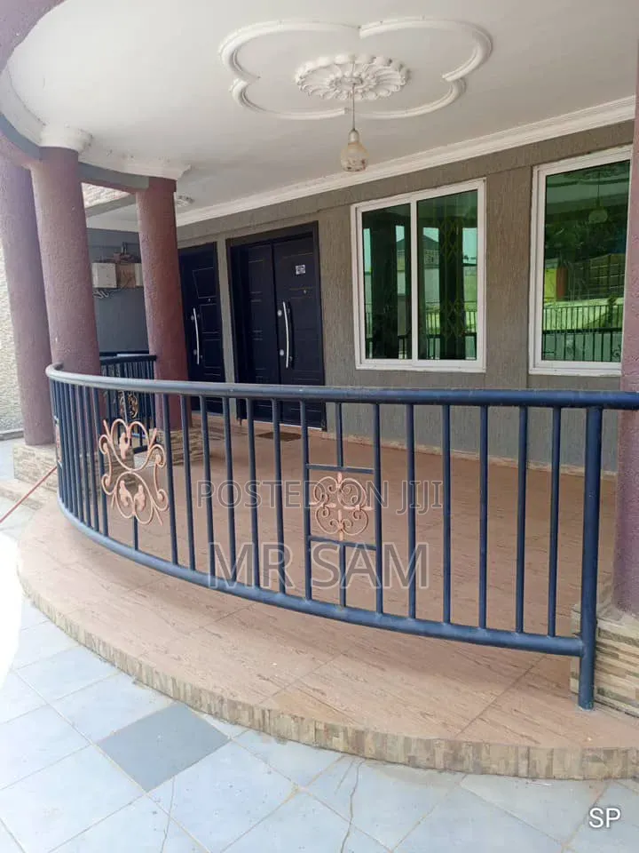 10bdrm House in Tuba To Kokrobitey, Ga South Municipal for rent
