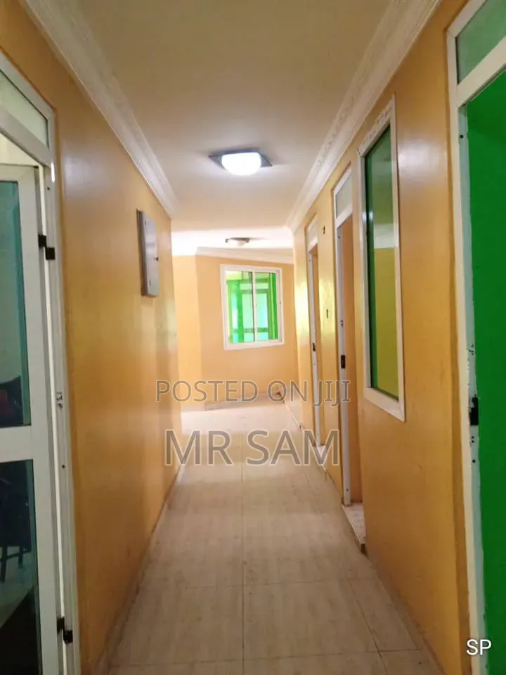 10bdrm House in Tuba To Kokrobitey, Ga South Municipal for rent