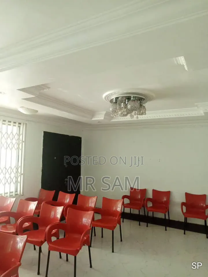 10bdrm House in Tuba To Kokrobitey, Ga South Municipal for rent