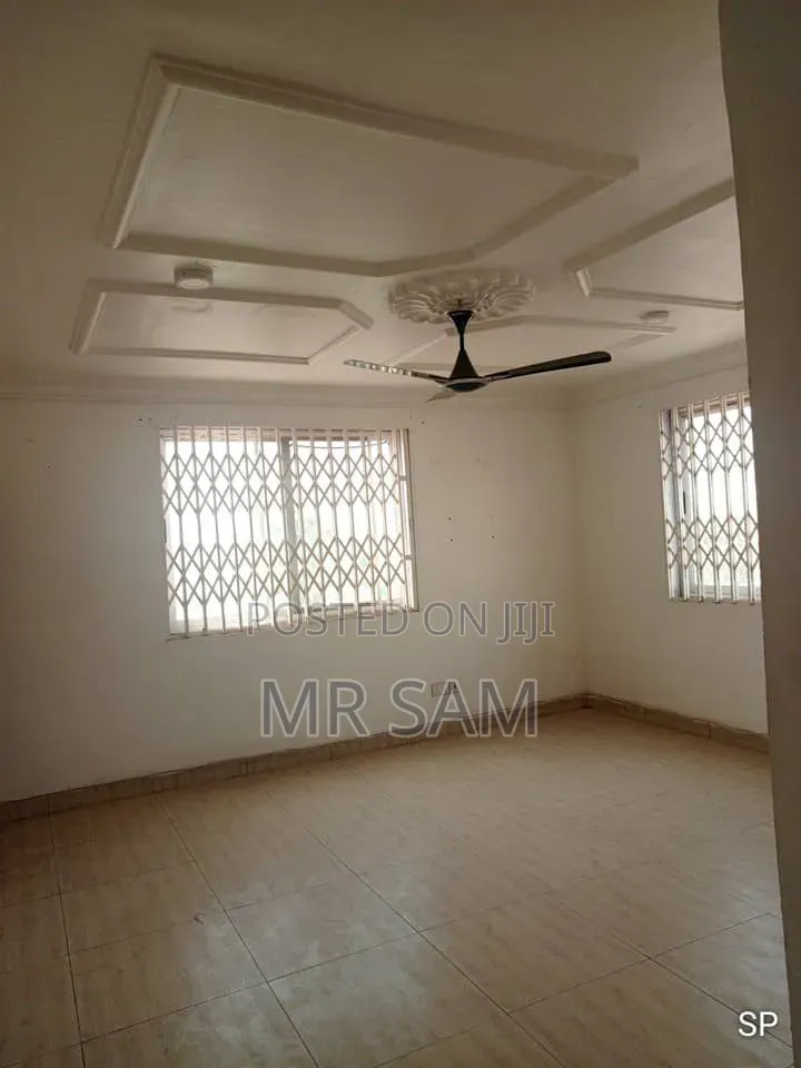 10bdrm House in Tuba To Kokrobitey, Ga South Municipal for rent