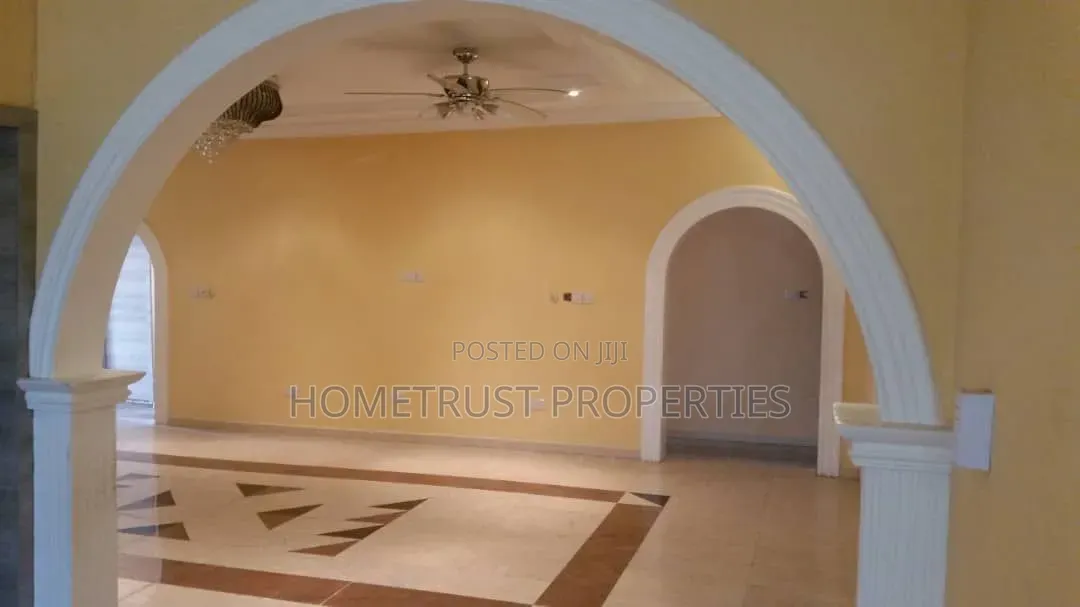 5bdrm House in Amasaman Satellite for sale