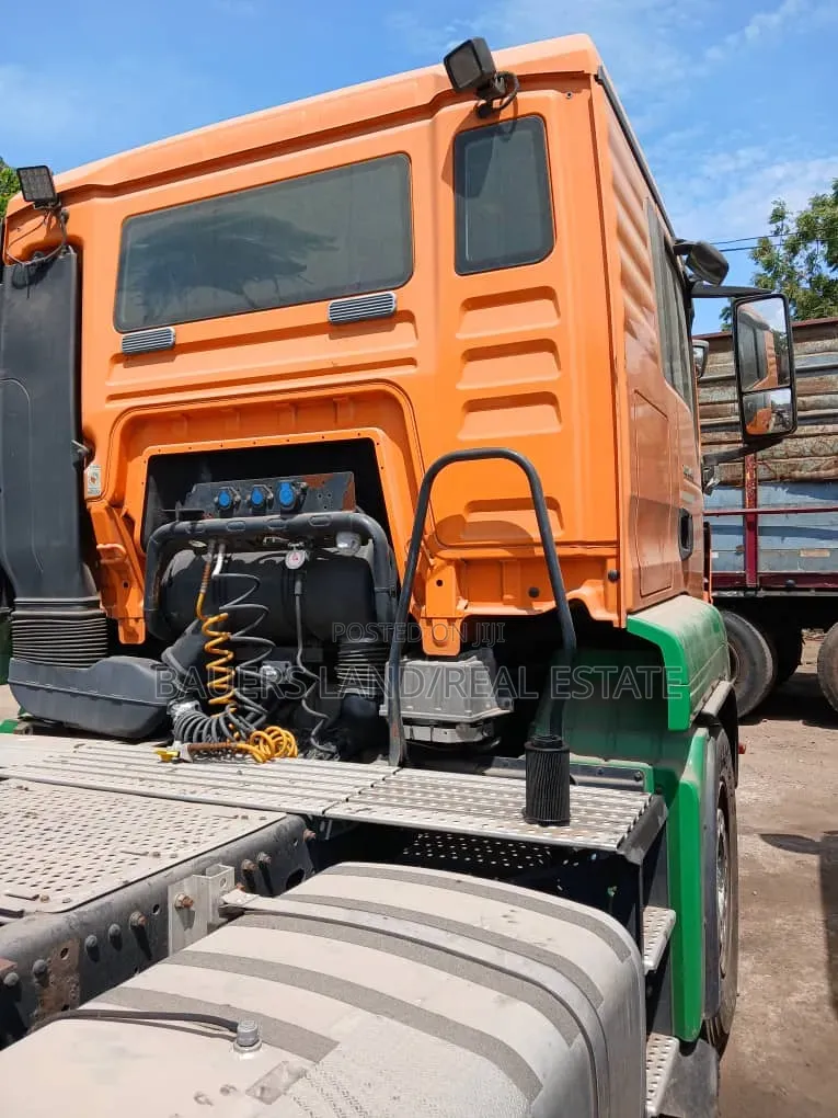 Man Heavy-Duty Truck