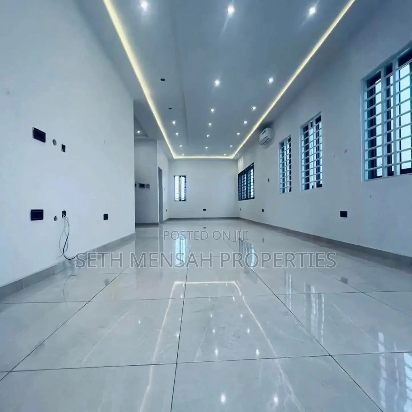 4bdrm House in 4 Bedroom House For for sale