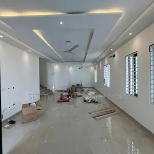 4bdrm House in 4 Bedroom House For for sale
