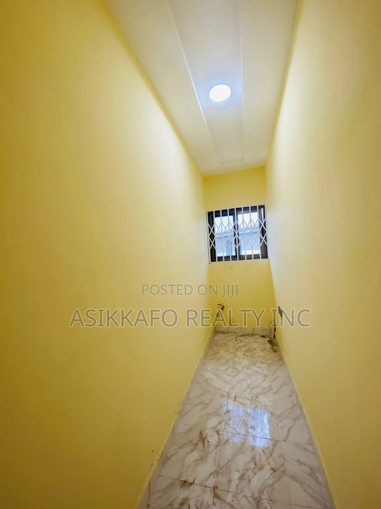 3bdrm Apartment in Manet-Agblezaa, Spintex for rent