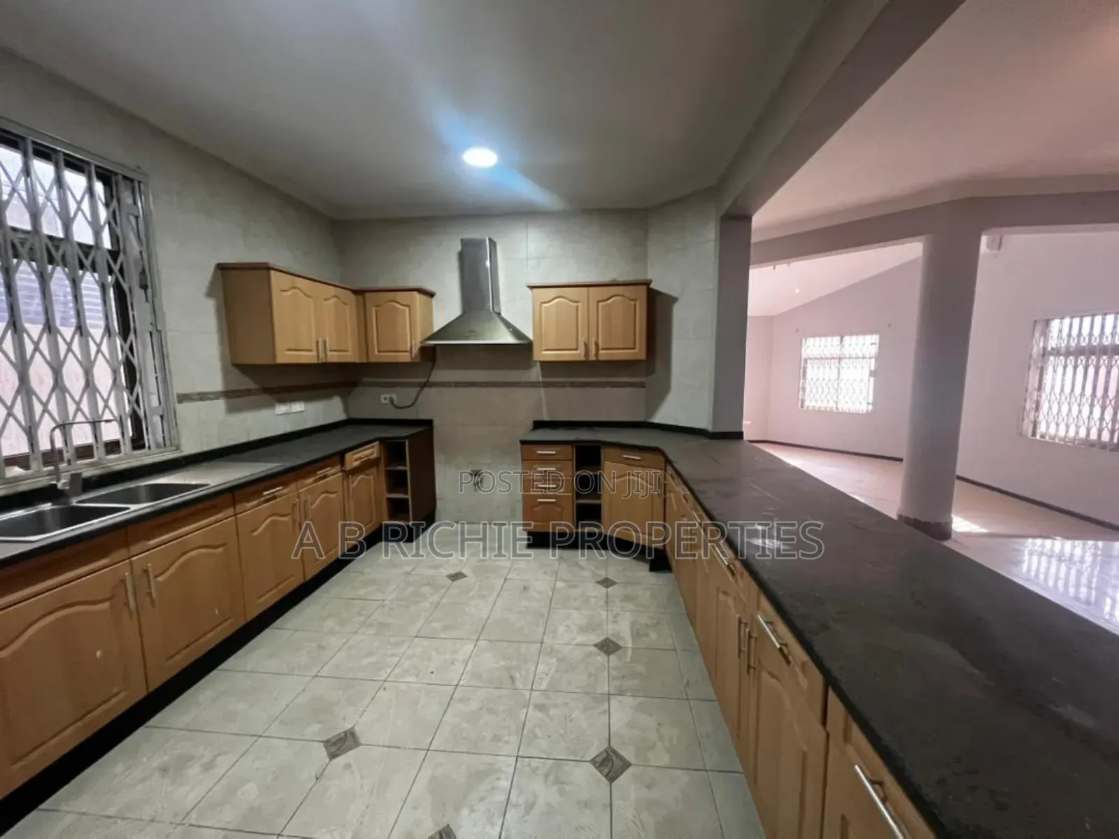 4bdrm House in Ab Richie Properties, Boundary Road Area for rent