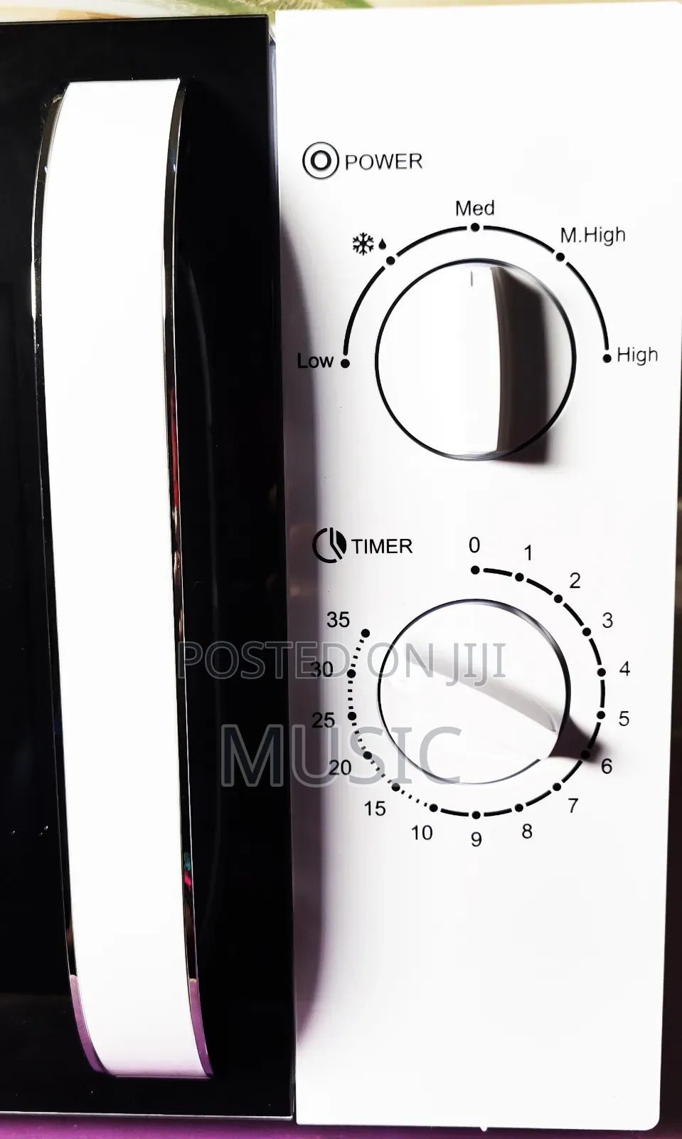 Microwave Oven