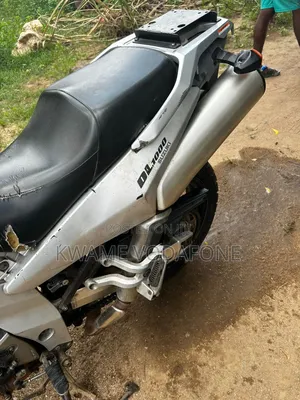 Suzuki V-Strom 2024