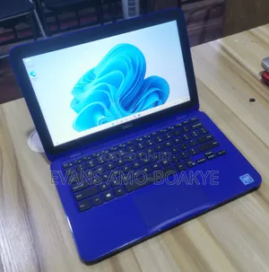 Laptop Dell Inspiron 11 3162 2GB Intel Celeron SSHD+SSD 320GB