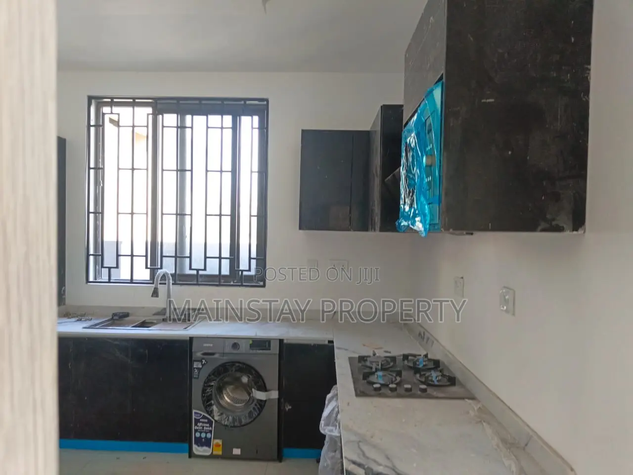 3bdrm Townhouse/Terrace in Mainstay Estates, Tseaddo for sale