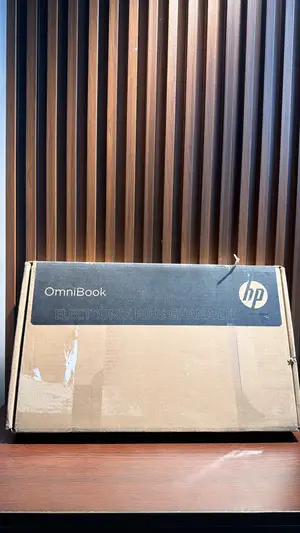 New Laptop HP OmniBook 5 16" 16GB Intel Core Ultra 5 SSD 512GB