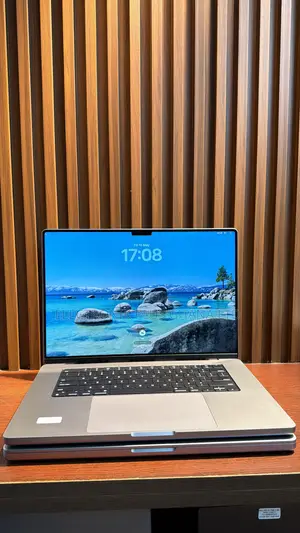 Laptop Apple MacBook Pro 2021 M1 16GB Apple M1 Pro SSD 512GB