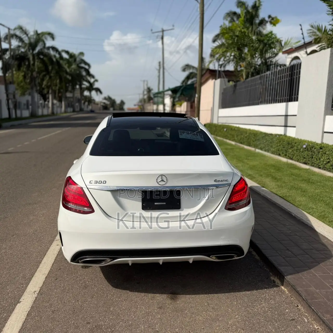 Mercedes-Benz C300 Sport 4Matic Sedan AWD (2.0L 4cyl 7A) 2017 White