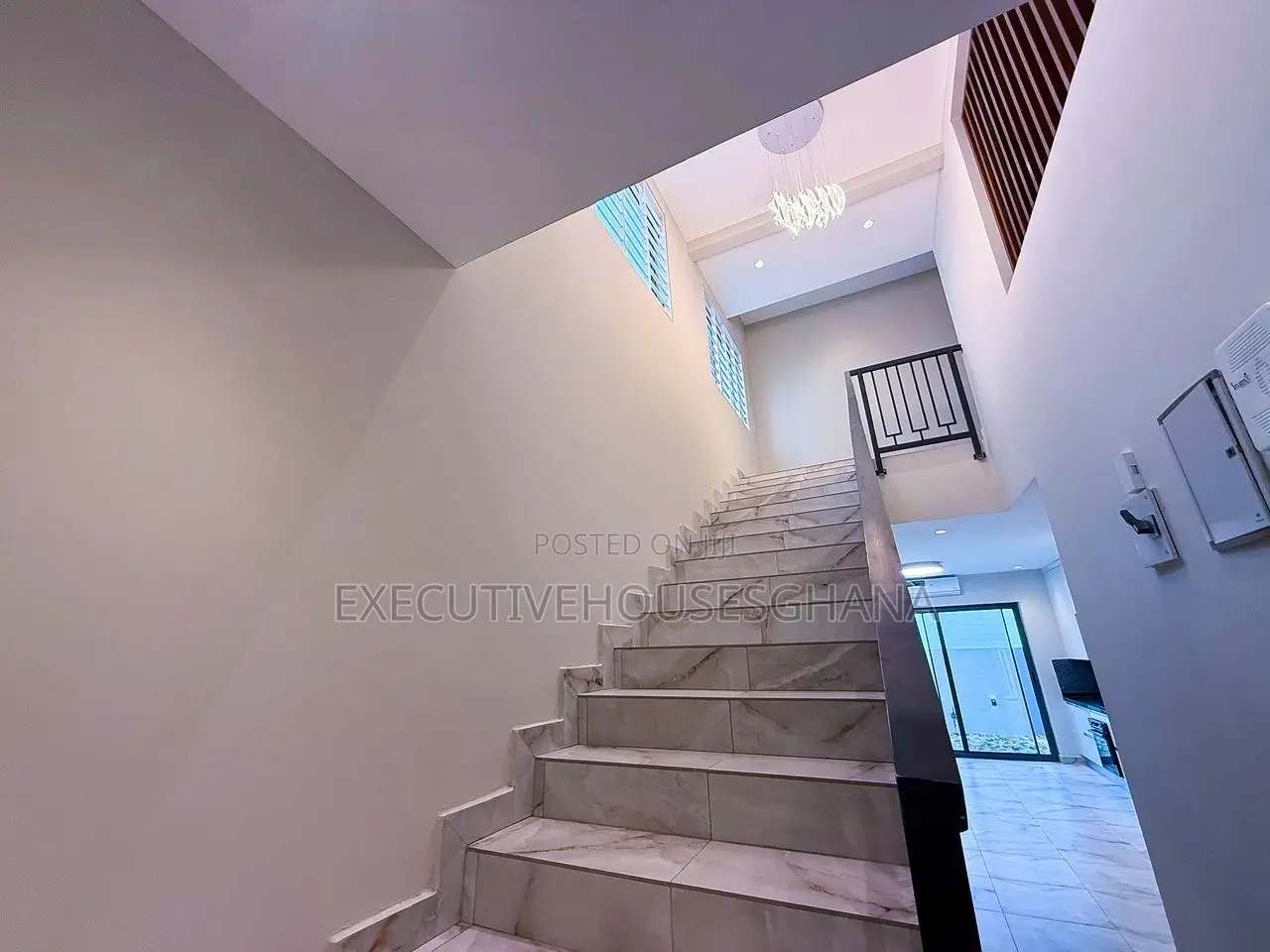 4bdrm House in Ashaley Botwe for sale