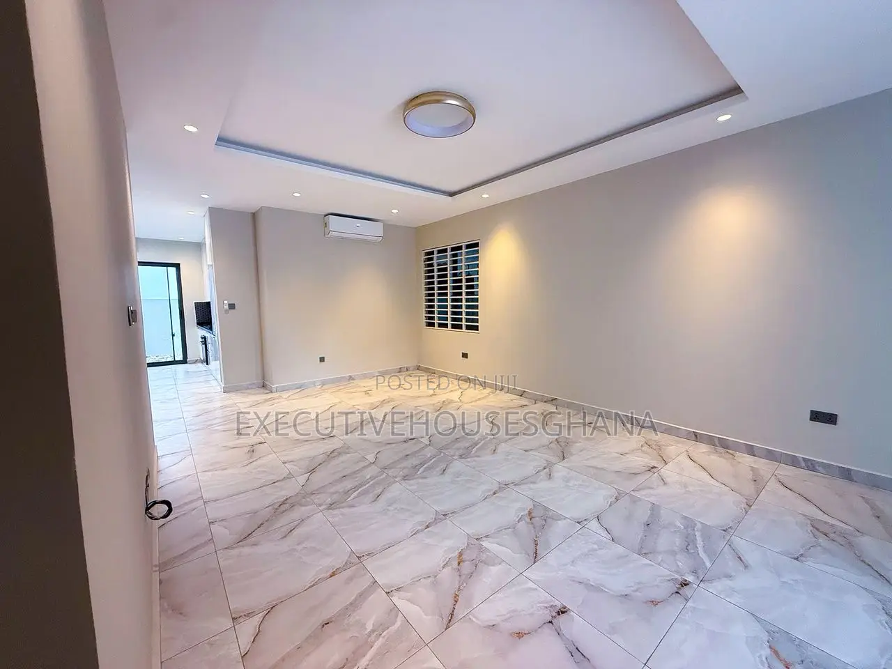 4bdrm House in Ashaley Botwe for sale