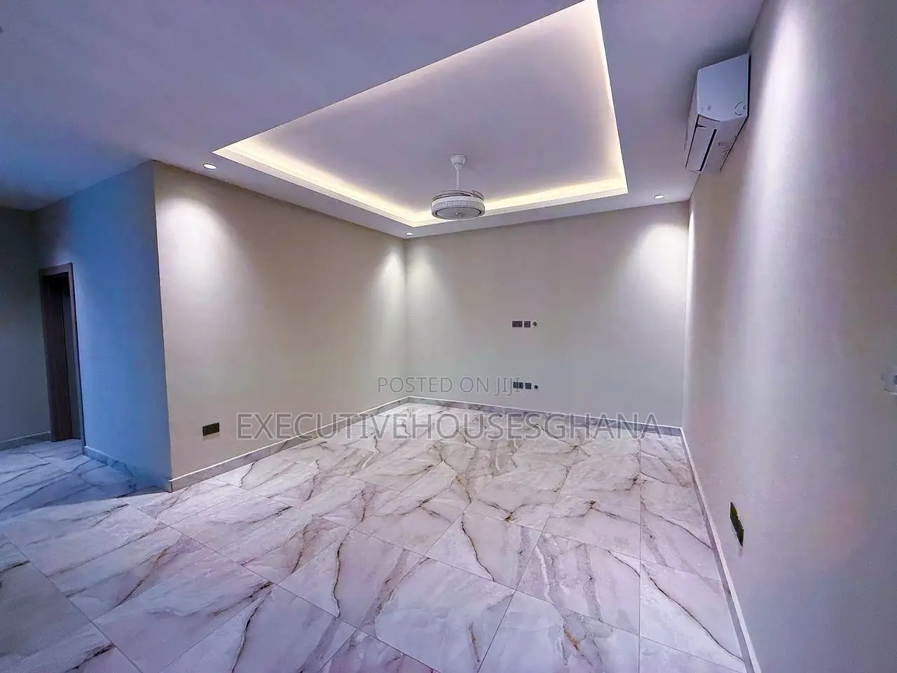 4bdrm House in Ashaley Botwe for sale