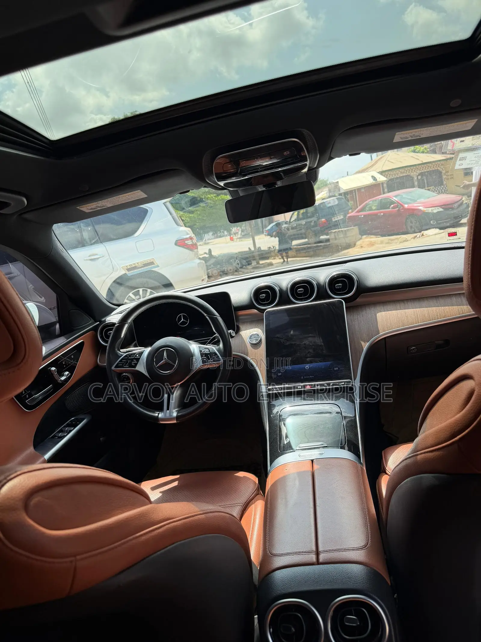 Mercedes-Benz C300 2023 White