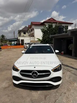 Mercedes-Benz C300 2023 White