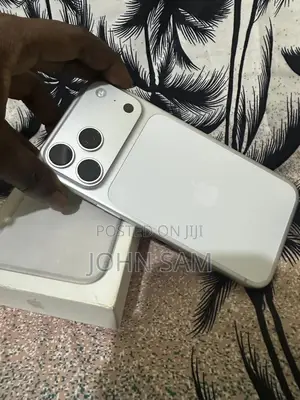 Apple iPhone 17 Pro Max 512 GB Silver
