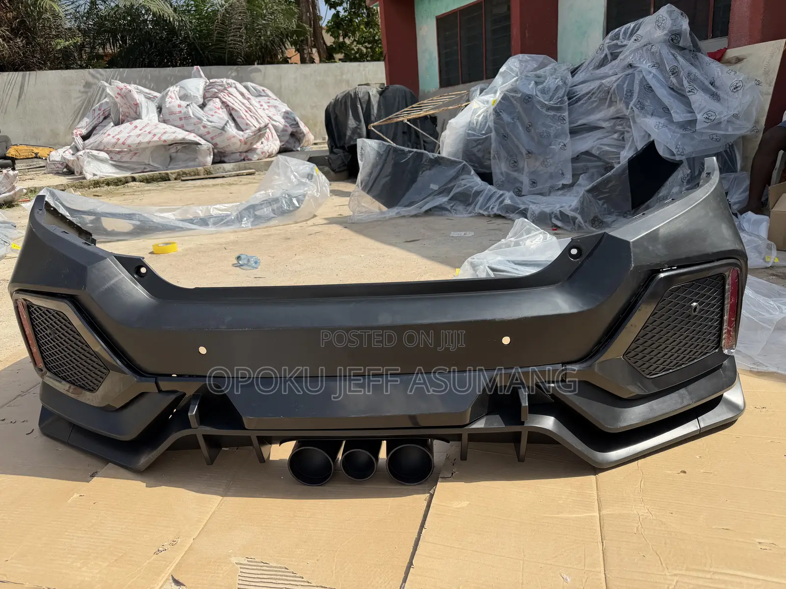 Honda Civic 2016 - 2018 Hatchback Back Bumper Complete
