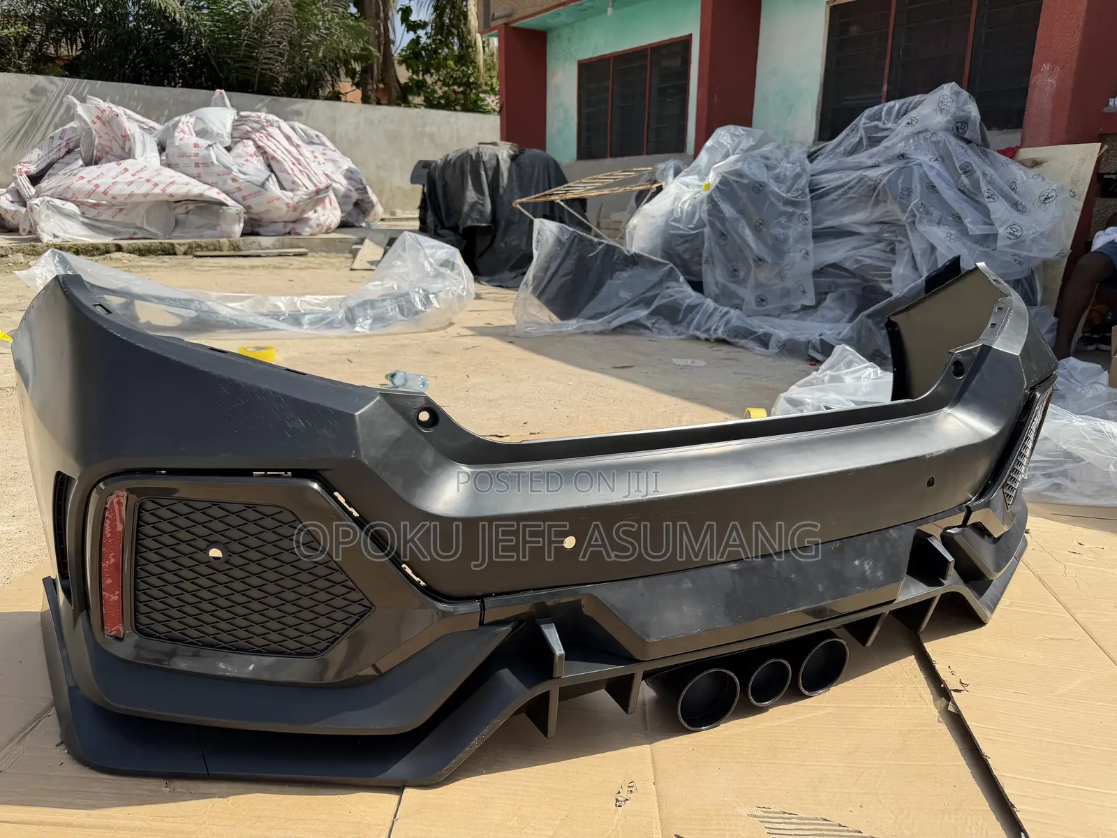 Honda Civic 2016 - 2018 Hatchback Back Bumper Complete
