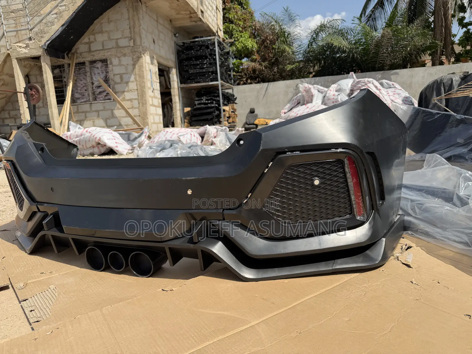 Honda Civic 2016 - 2018 Hatchback Back Bumper Complete