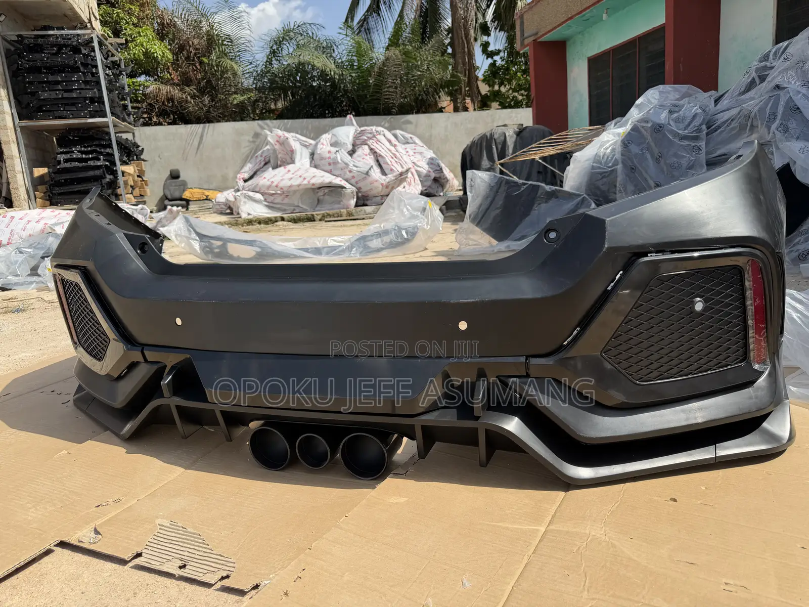 Honda Civic 2016 - 2018 Hatchback Back Bumper Complete