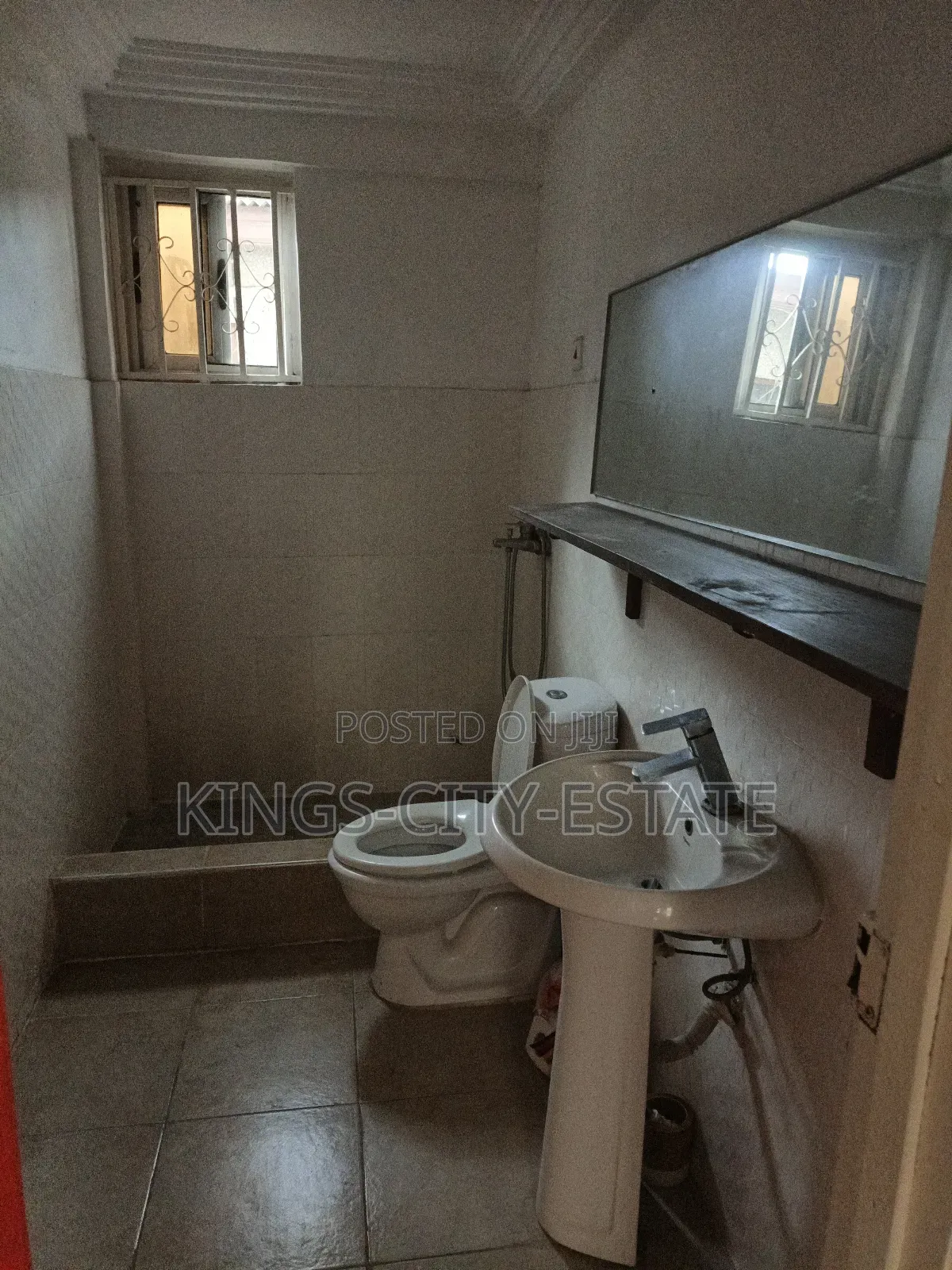 Furnished 1bdrm Apartment in Laboni Cell Bridge, Celsbridge Area