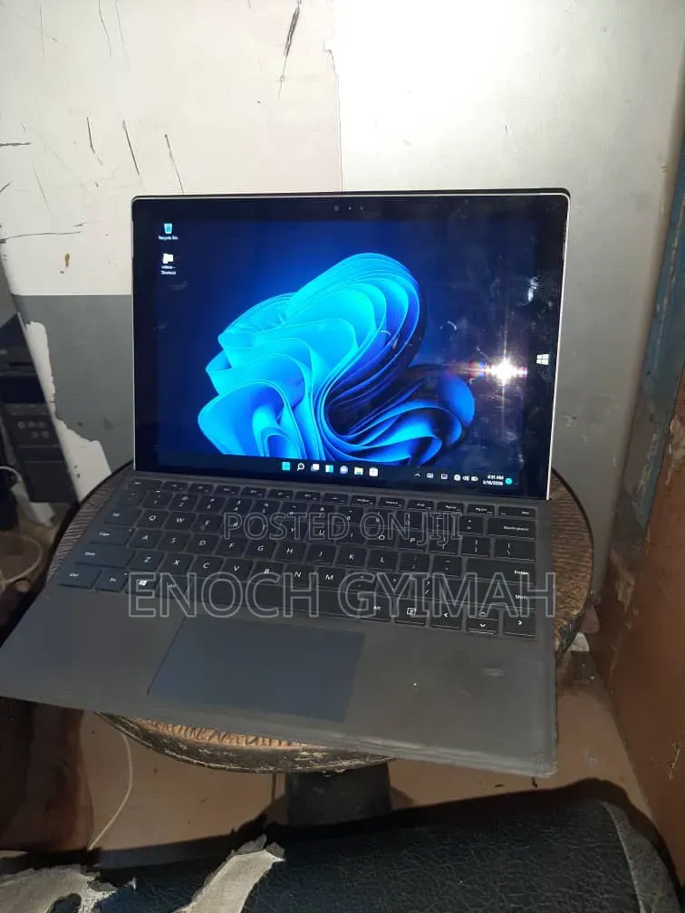 Microsoft Surface Pro 256 GB Black