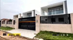 4bdrm Mansion in Adjiriganor, Boundary Road Area for sale