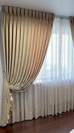 Quality Living Room Curtains Cream Colour