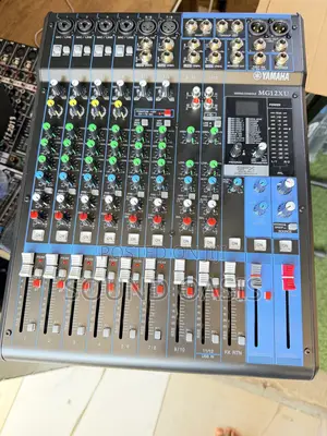Yamaha Mg12xu 12-Channel Mixing Console