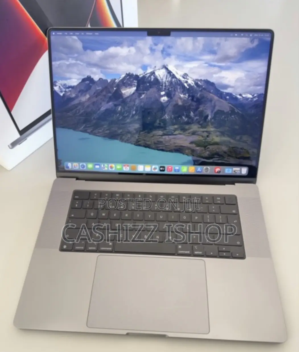 New Laptop Apple MacBook Pro M1 36GB Apple M1 Pro SSD 512GB