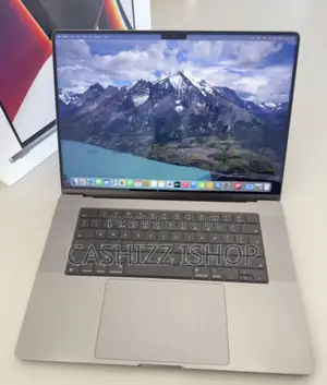 New Laptop Apple MacBook Pro M1 36GB Apple M1 Pro SSD 512GB