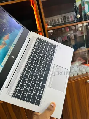Laptop HP EliteBook 745 G6 8GB AMD Ryzen 7 SSD 256GB