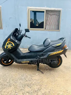 Yamaha Majesty 2015 Black